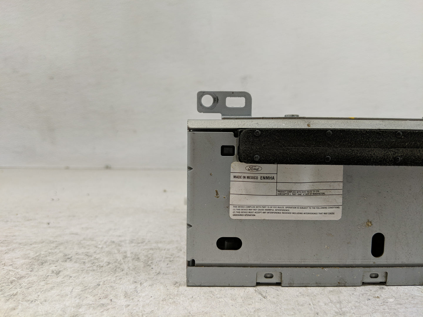 2012-2013 Ford Focus Radio AM FM Cd Player Receiver Replacement P/N:CM5T-19C107-BG Fits Fits 2012 2013 OEM Used Auto Parts -