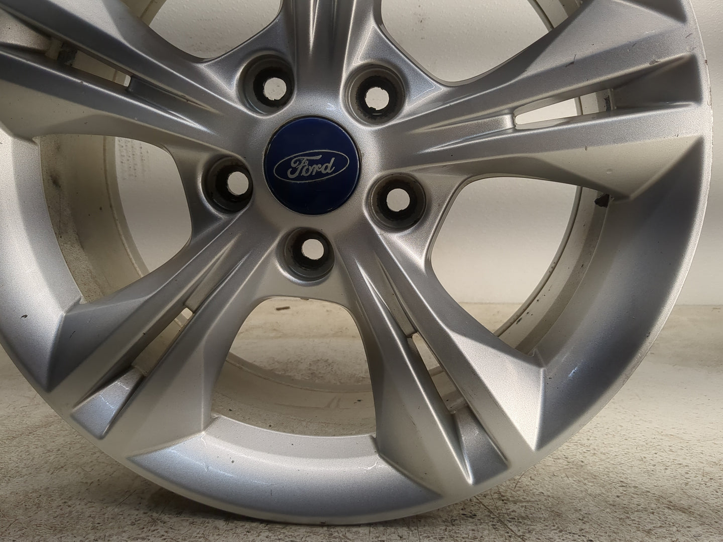 2012-2014 Ford Focus Oem Wheel Rim 1264377 - Oemusedautoparts1.com