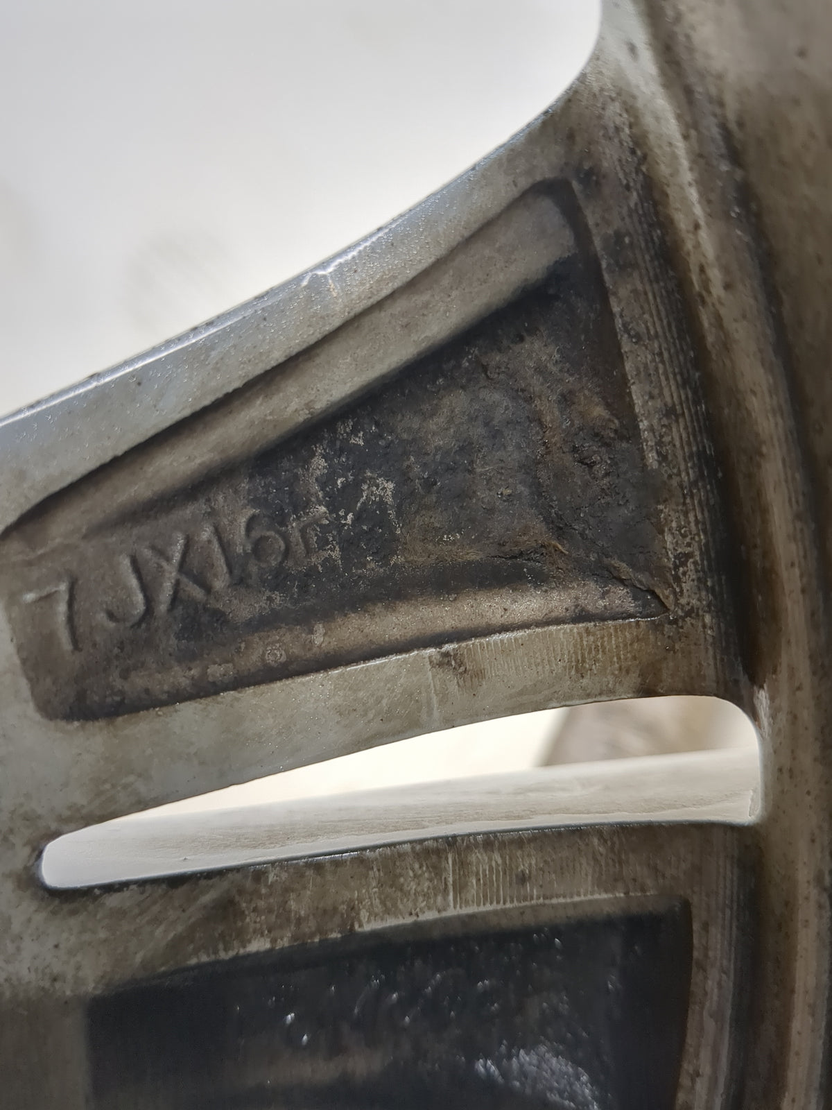 2012-2014 Ford Focus Oem Wheel Rim 1264378 - Oemusedautoparts1.com