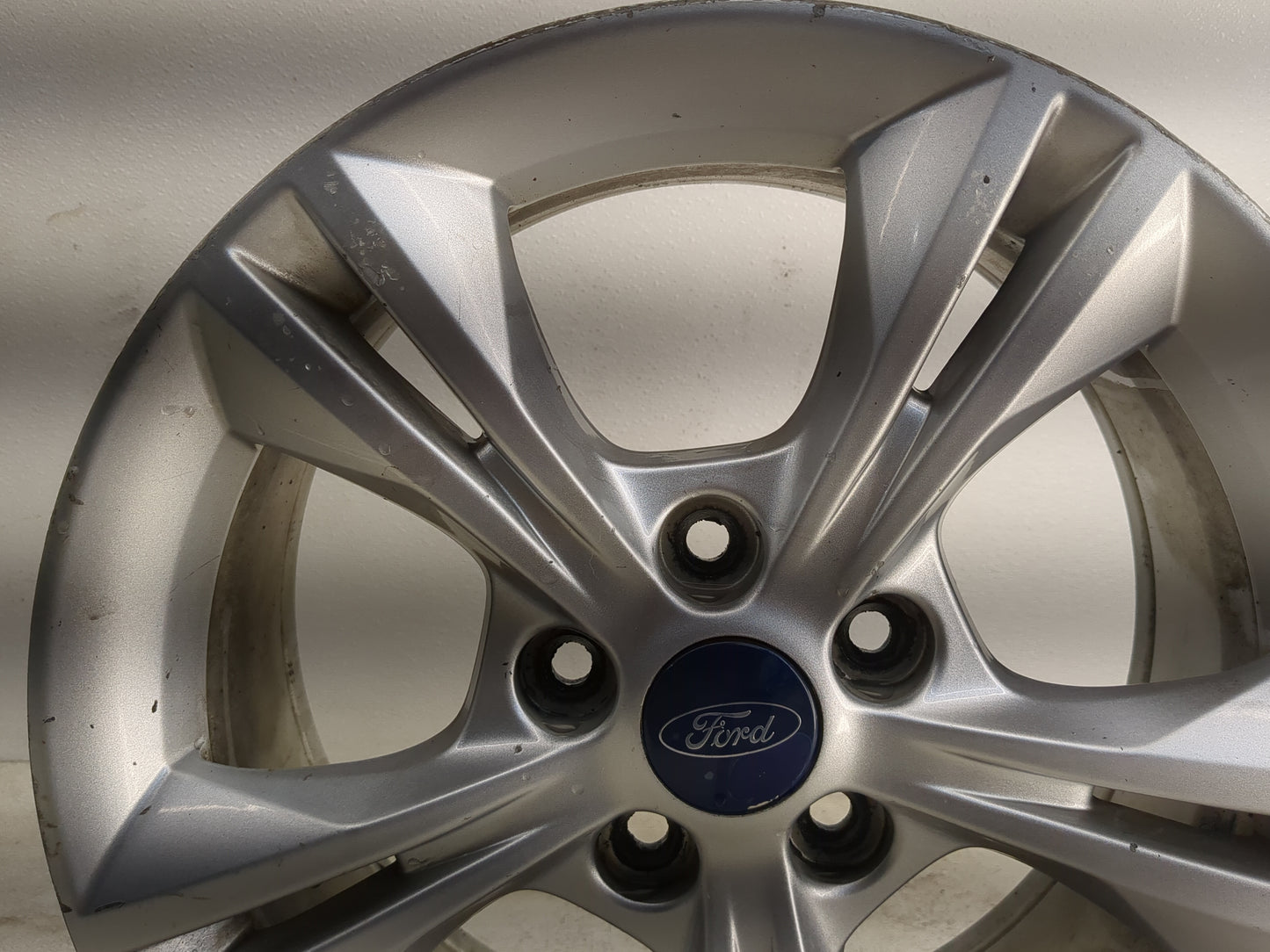 2012-2014 Ford Focus Oem Wheel Rim 1264385 - Oemusedautoparts1.com