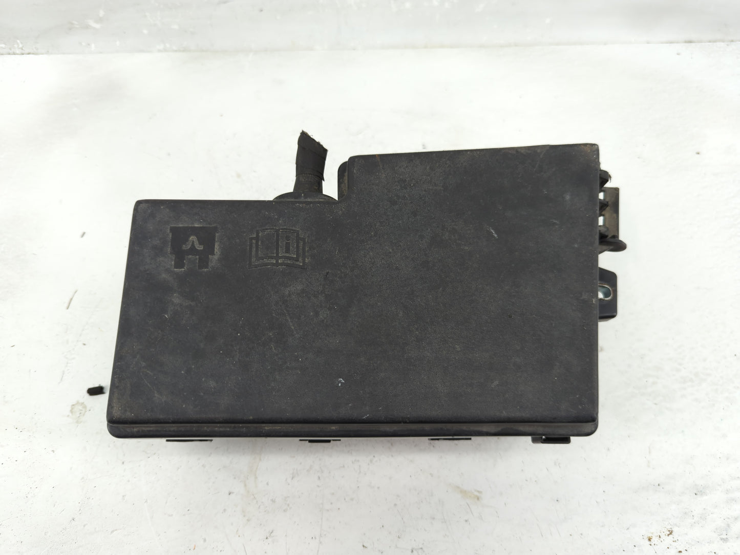 2012-2014 Ford Focus Fusebox Fuse Box Panel Relay Module P/N:5B0Q10107 AV6T-14A067-AB Fits Fits 2012 2013 2014 OEM Used Auto