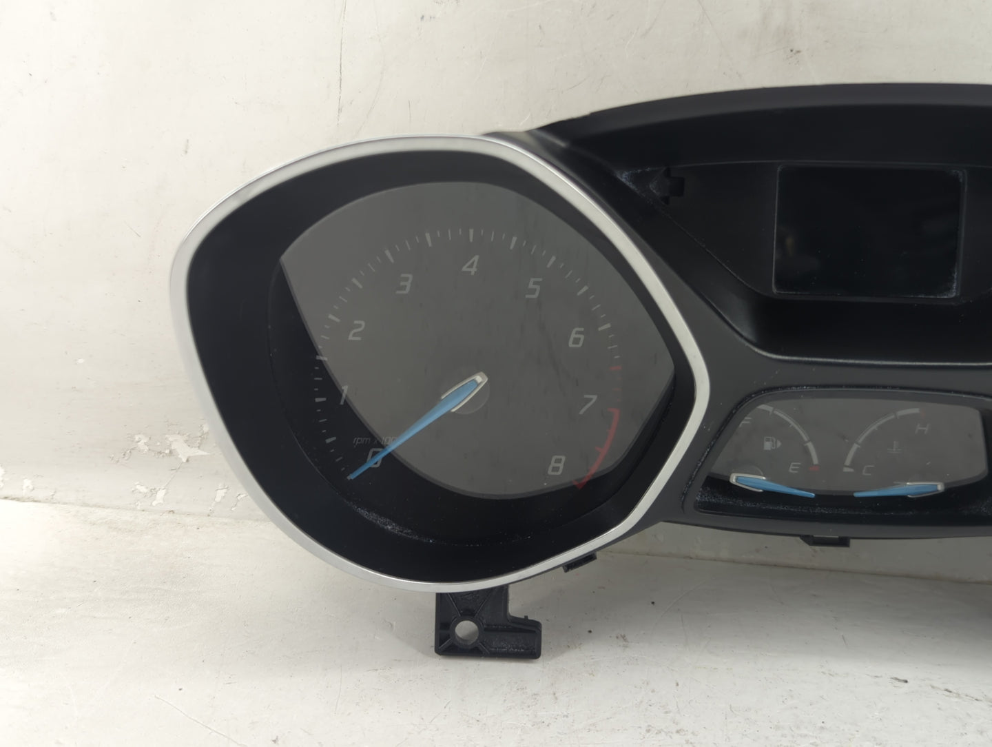 2012-2018 Ford Focus Instrument Cluster Speedometer Gauges P/N:CM5T-10849-RT Fits Fits 2012 2013 2014 2015 2016 2017 2018 OE