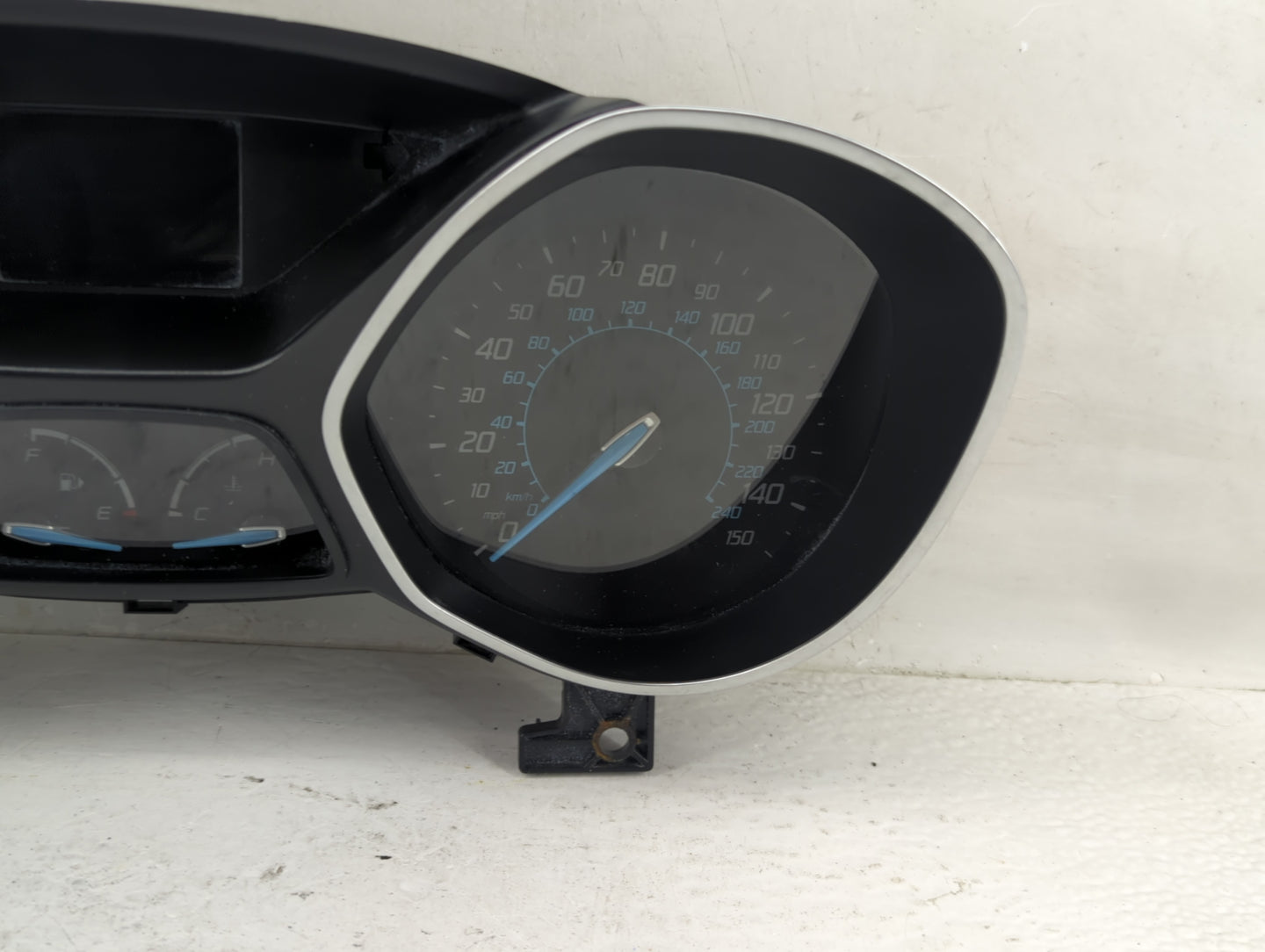 2012-2018 Ford Focus Instrument Cluster Speedometer Gauges P/N:CM5T-10849-RT Fits Fits 2012 2013 2014 2015 2016 2017 2018 OE
