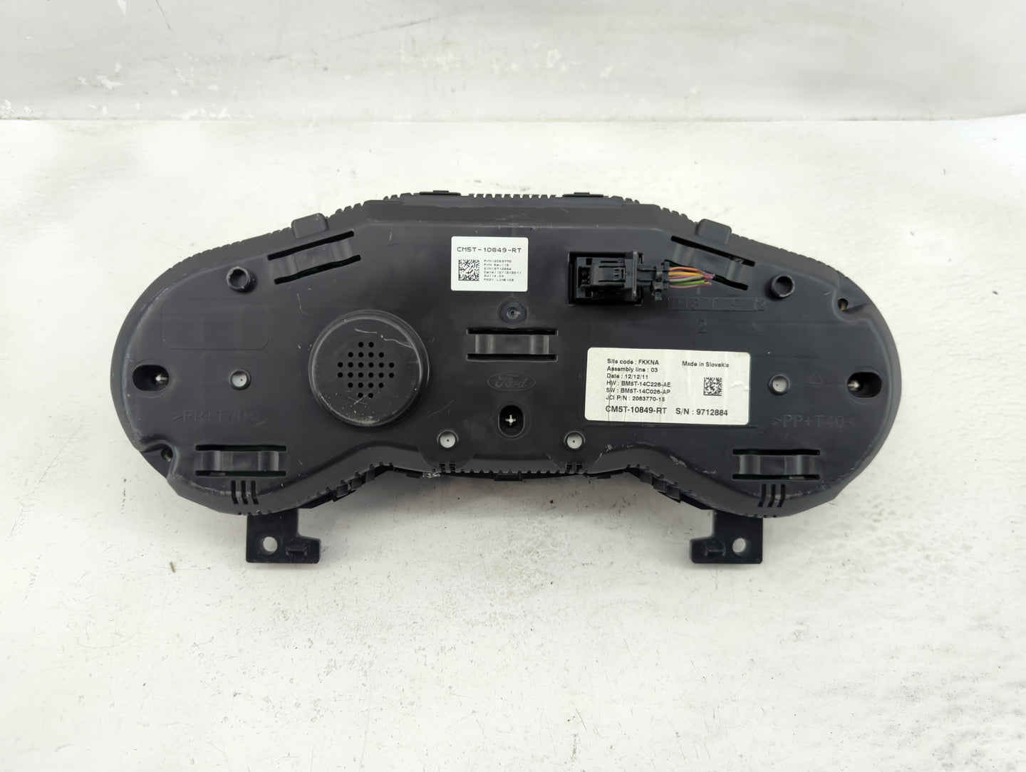 2012-2018 Ford Focus Instrument Cluster Speedometer Gauges P/N:CM5T-10849-RT Fits Fits 2012 2013 2014 2015 2016 2017 2018 OE