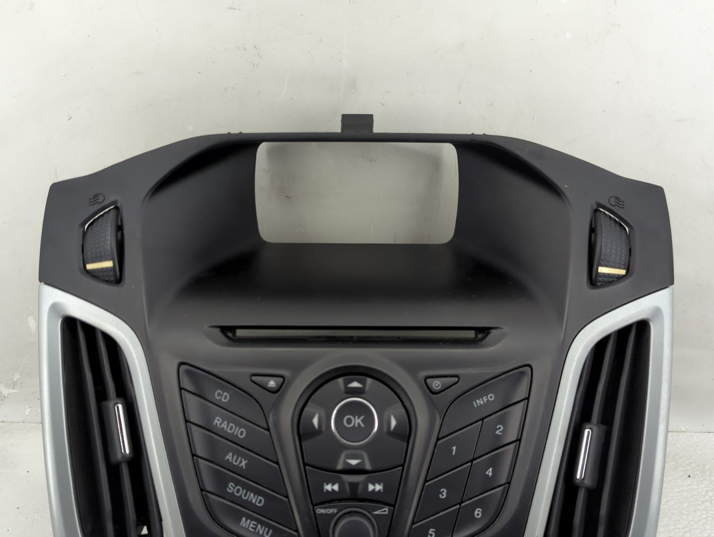 2012-2013 Ford Focus Radio Control Panel - Oemusedautoparts1.com