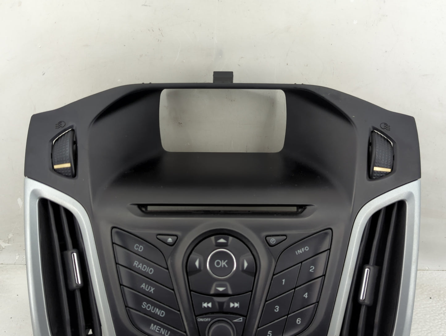 2012-2013 Ford Focus Radio Control Panel - Oemusedautoparts1.com