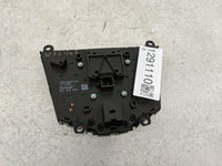 2012-2013 Ford Focus Radio AM FM Cd Player Receiver Replacement P/N:CM5T18K811AC Fits Fits 2012 2013 OEM Used Auto Parts - O