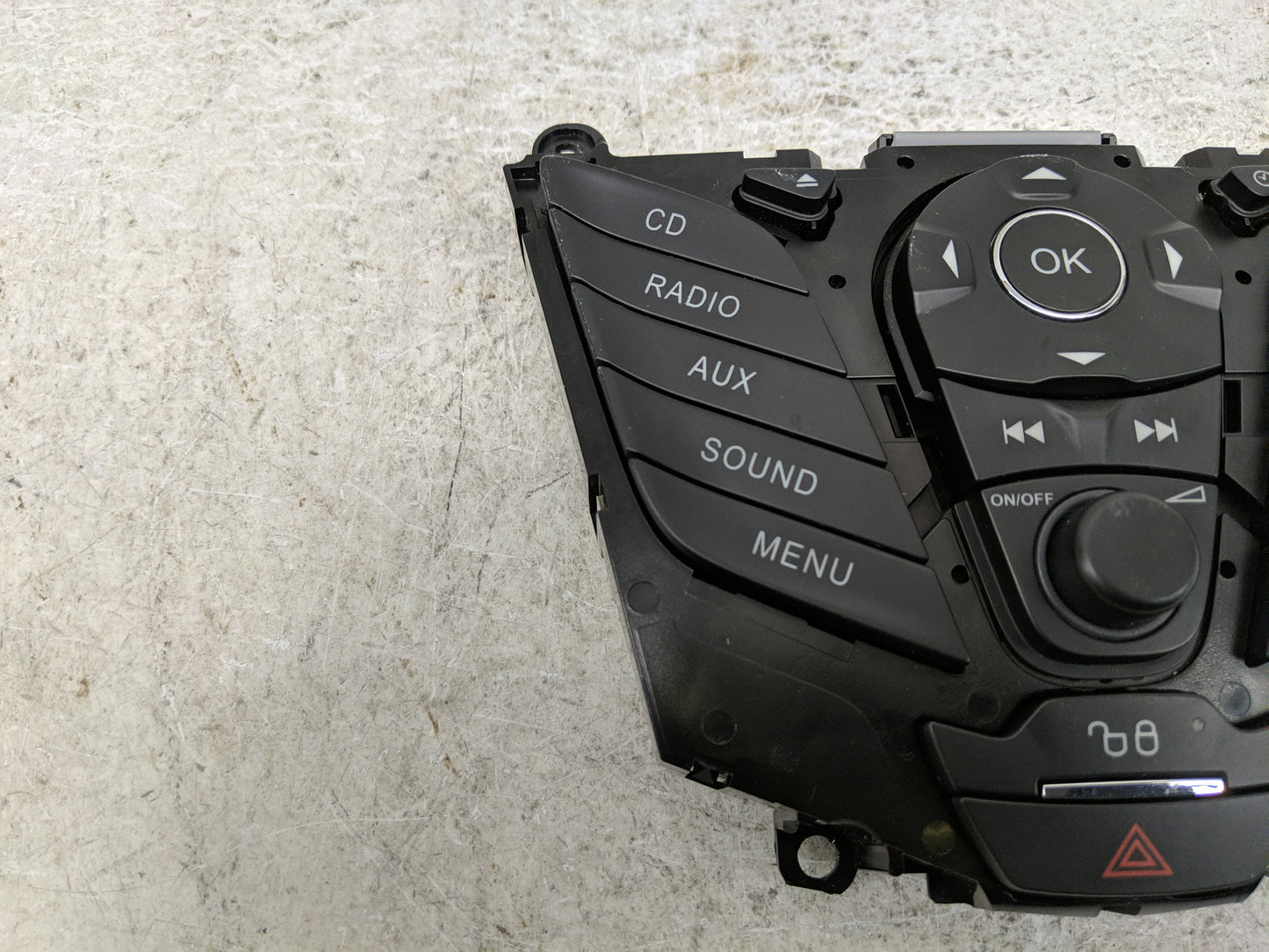 2012-2013 Ford Focus Radio Control Panel - Oemusedautoparts1.com