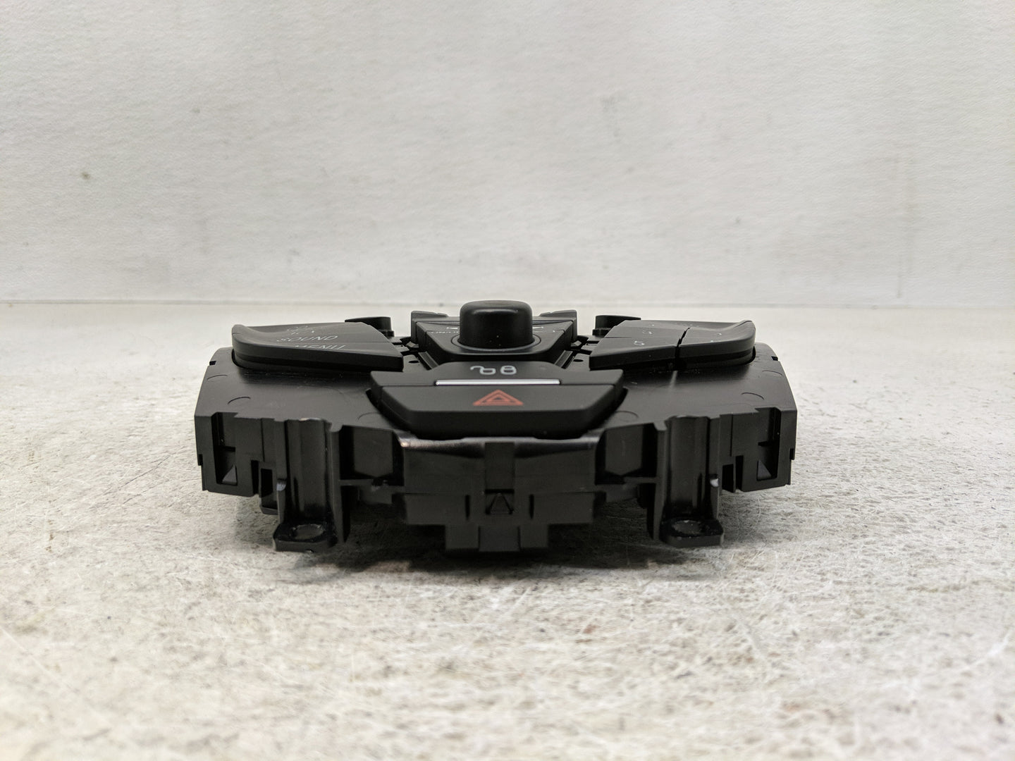 2012-2013 Ford Focus Radio Control Panel - Oemusedautoparts1.com