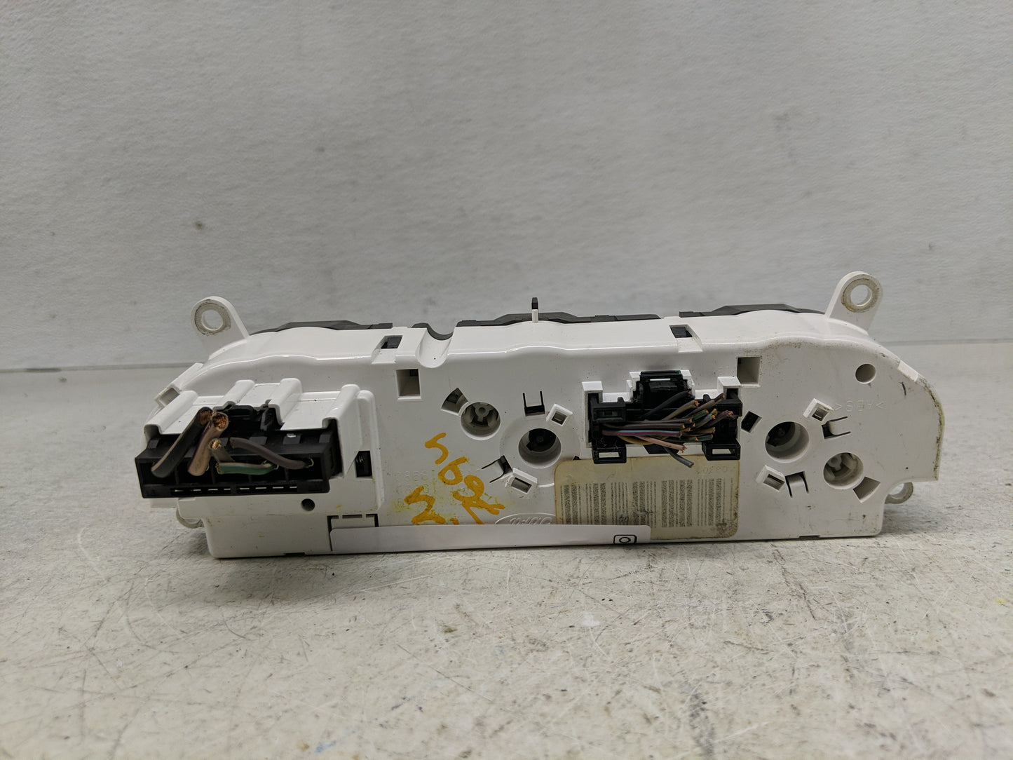 2012 Ford Focus Climate Control Module Temperature AC/Heater Replacement P/N:CM5T-19980 BM5T-19980, BM5T-18549 Fits OEM Used
