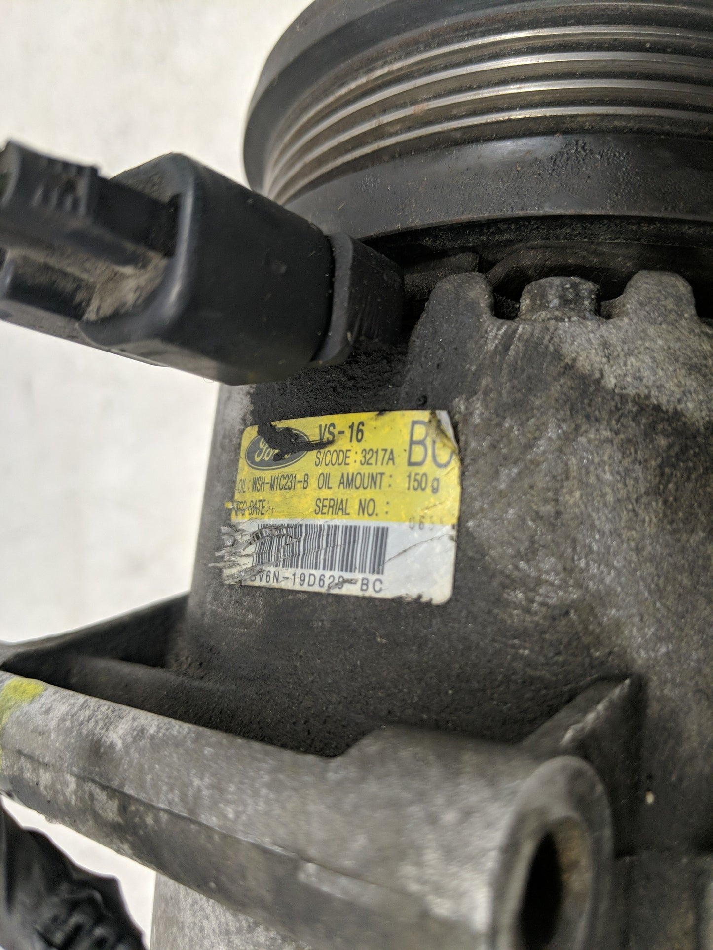2012-2013 Ford Focus Air Conditioning A/c Ac Compressor Oem - Oemusedautoparts1.com