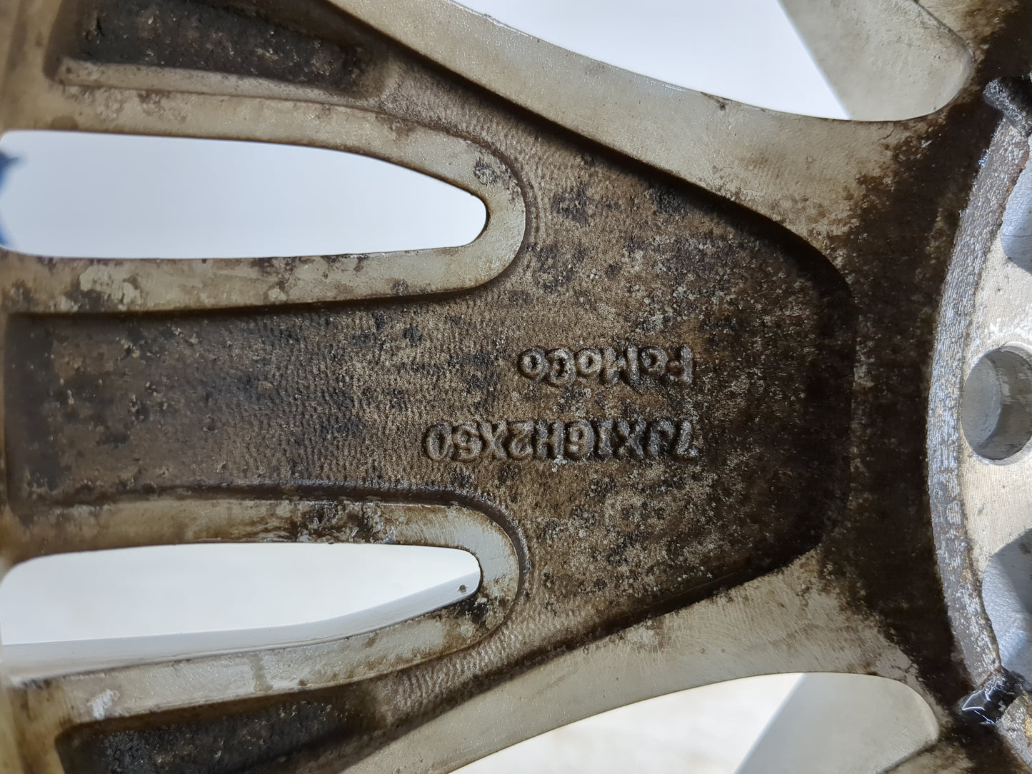 2012-2012 Ford Focus Oem Wheel Rim 1351949 - Oemusedautoparts1.com