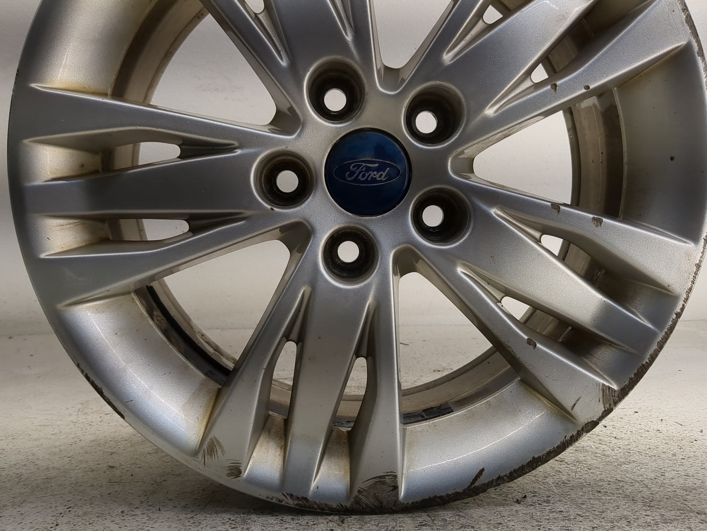 2012-2012 Ford Focus Oem Wheel Rim 1351949 - Oemusedautoparts1.com