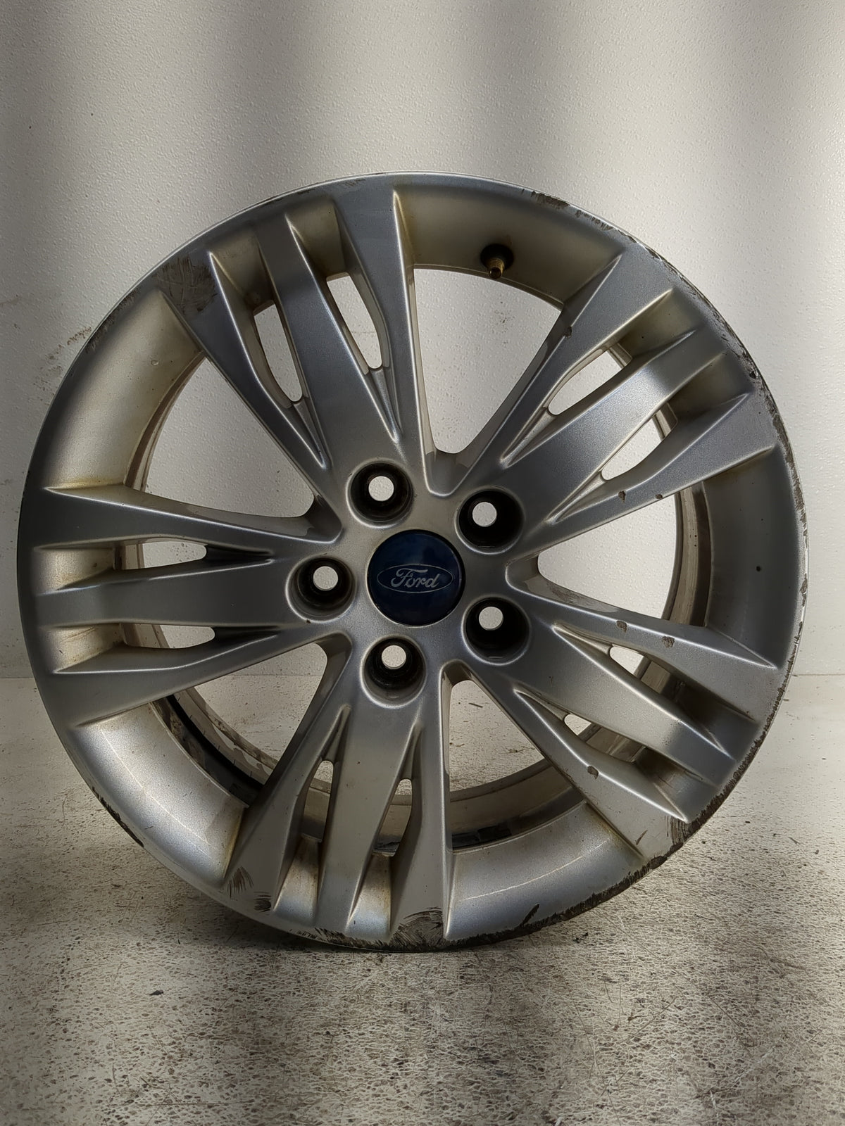 2012-2012 Ford Focus Oem Wheel Rim 1351949 - Oemusedautoparts1.com