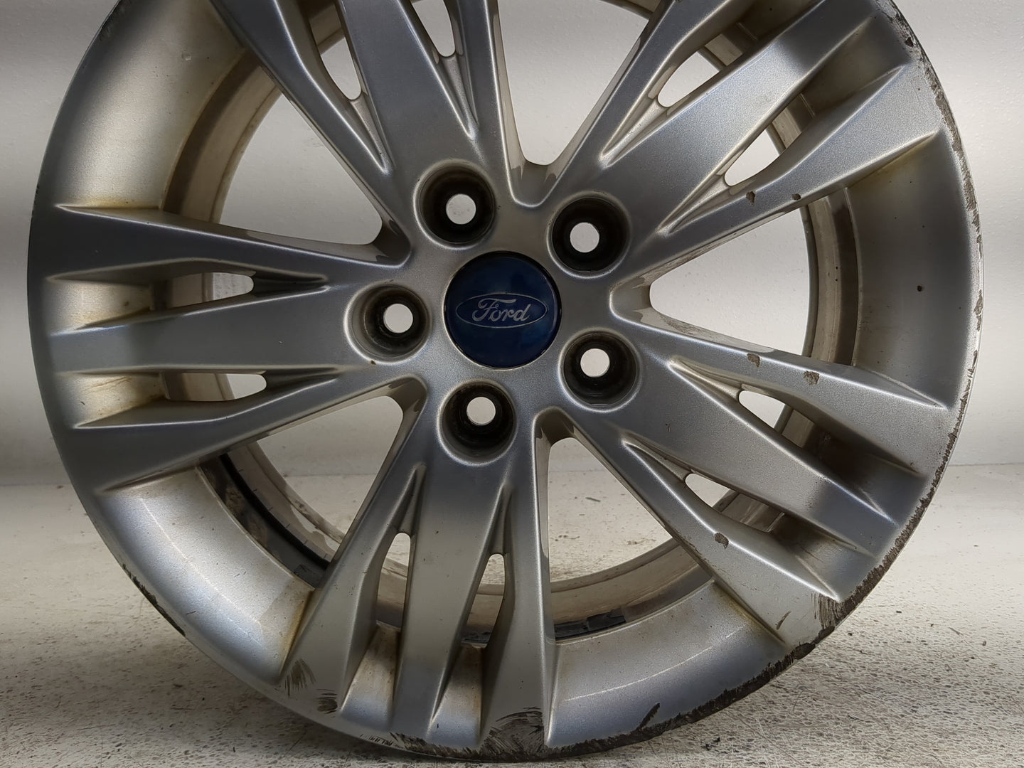 2012-2012 Ford Focus Oem Wheel Rim 1351949 - Oemusedautoparts1.com