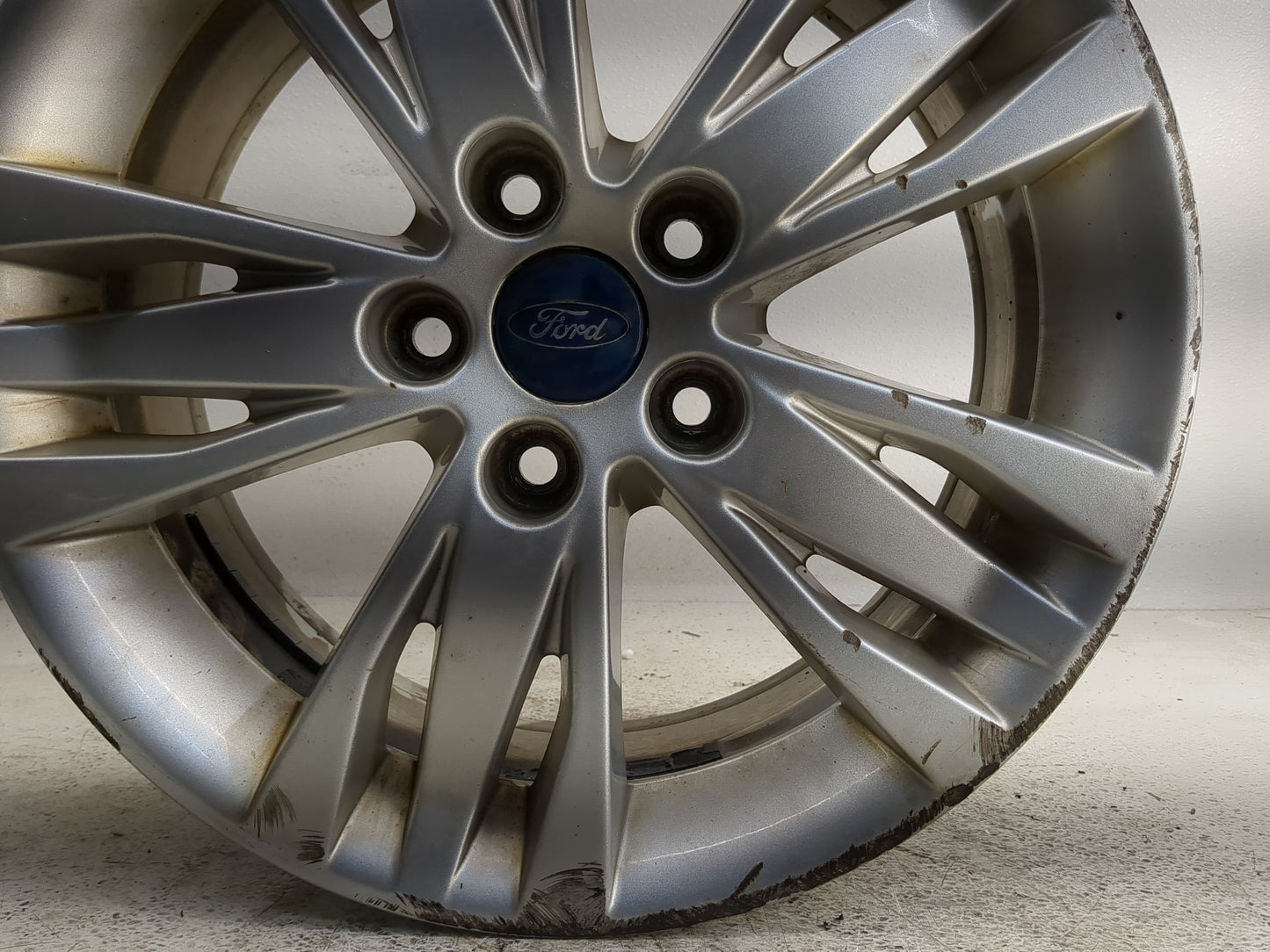 2012-2012 Ford Focus Oem Wheel Rim 1351949 - Oemusedautoparts1.com