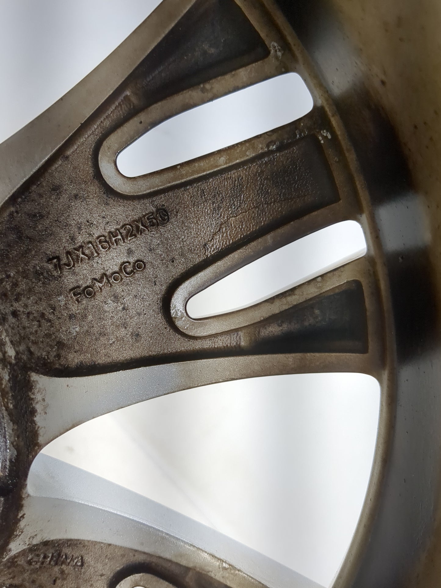 2012-2012 Ford Focus Oem Wheel Rim 1351952 - Oemusedautoparts1.com