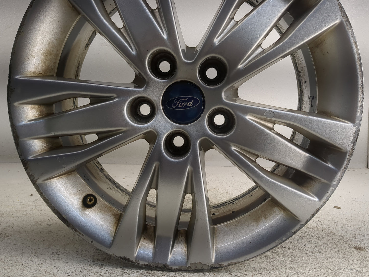 2012-2012 Ford Focus Oem Wheel Rim 1351952 - Oemusedautoparts1.com