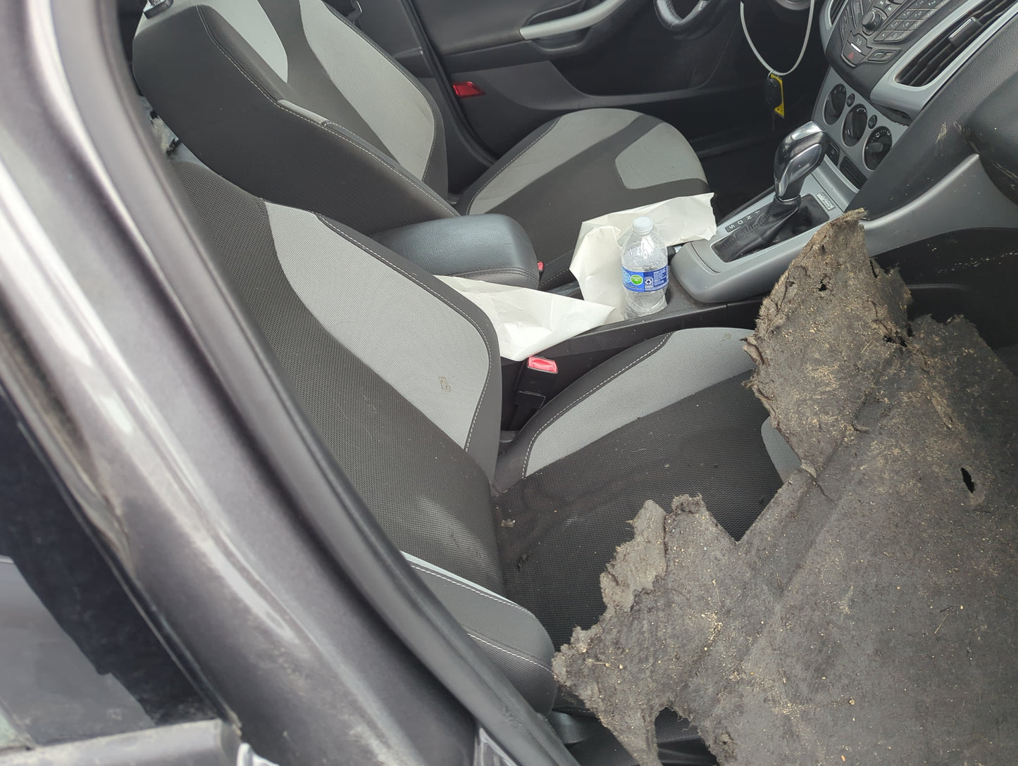 2012-2012 Ford Focus Passenger Front Seat Oem 1355213 - Oemusedautoparts1.com