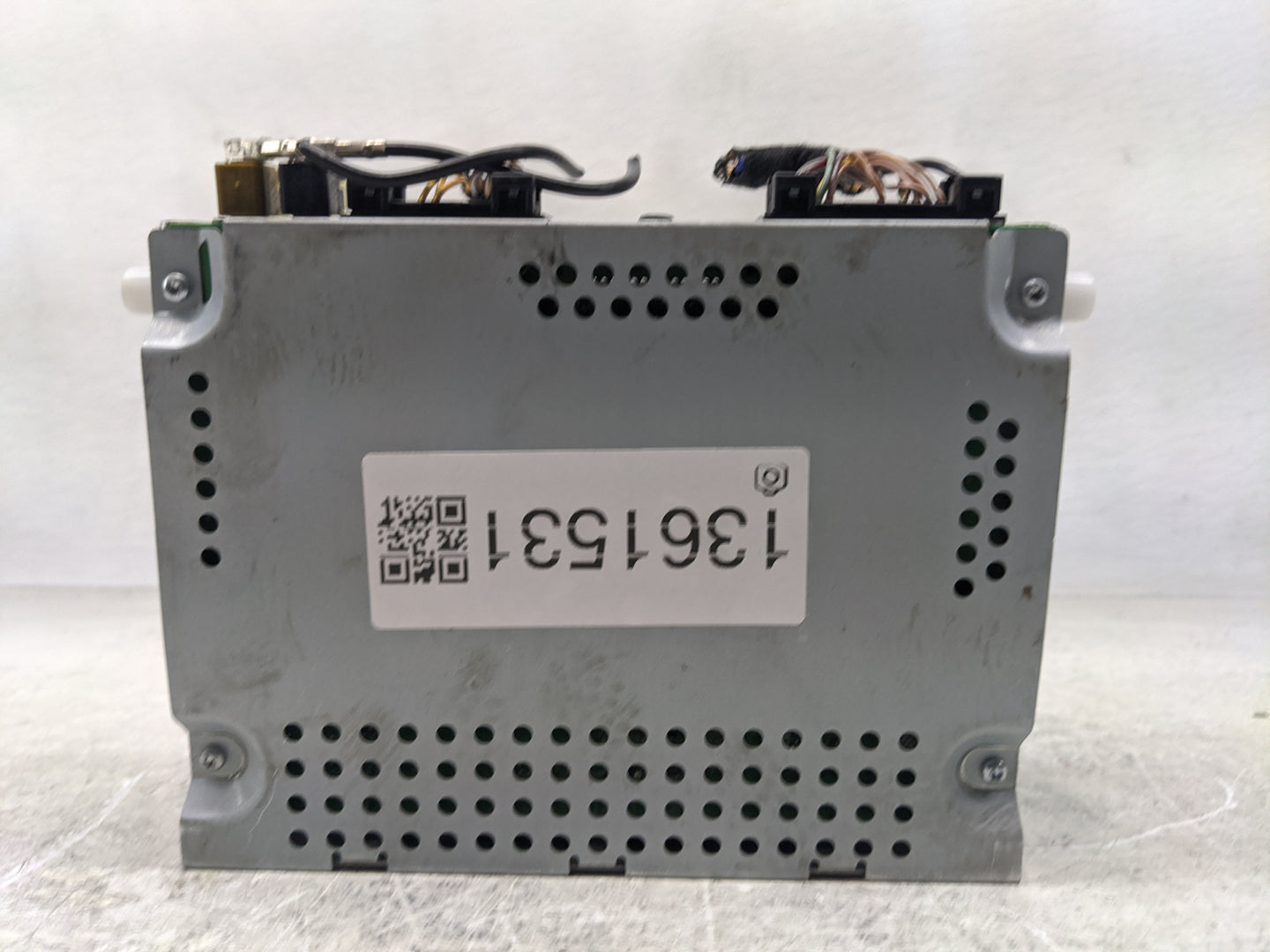 2012-2013 Ford Focus Radio AM FM Cd Player Receiver Replacement P/N:CM5T-19C107-KB CM5T18K811KA Fits Fits 2012 2013 OEM Used