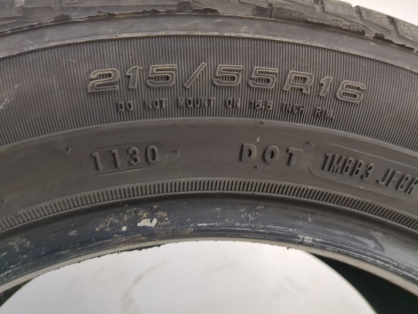 Used Tire 215/55R16 KELLY EDGE TOURING A/S 93V - Tread Depth 8/32 - Oemusedautoparts1.com