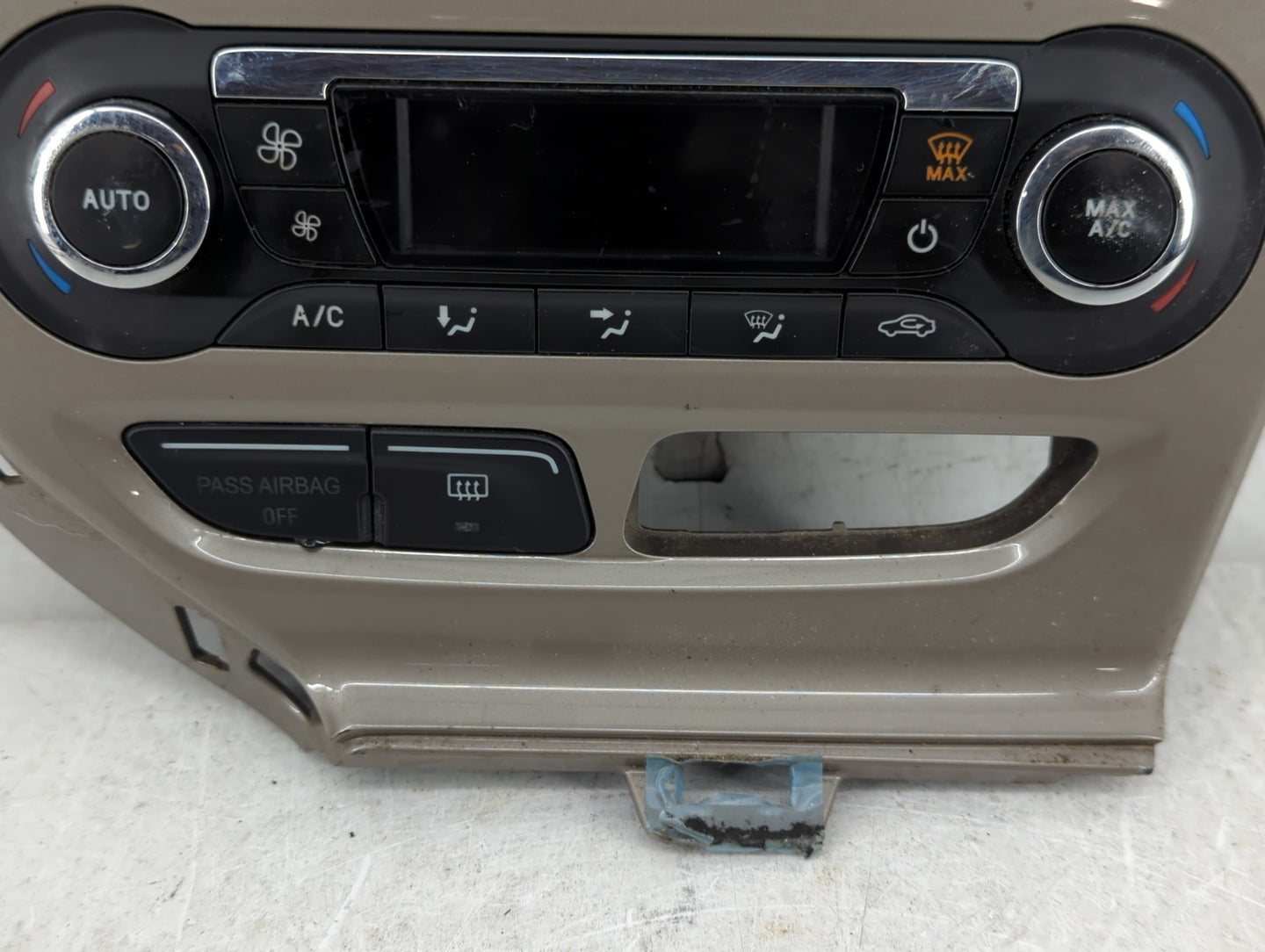 2012 Ford Focus Climate Control Module Temperature AC/Heater Replacement P/N:BM5T-18C612-AE Fits OEM Used Auto Parts - Oemus
