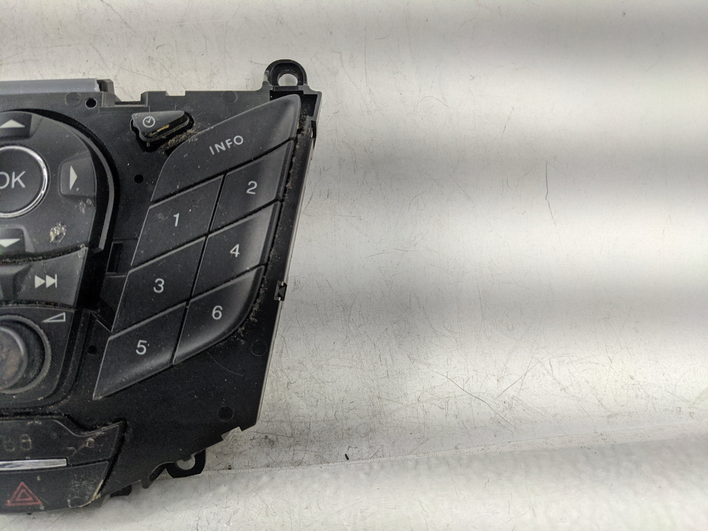2012 Ford Focus Climate Control Module Temperature AC/Heater Replacement P/N:331415000 CM5T18K811AC Fits OEM Used Auto Parts