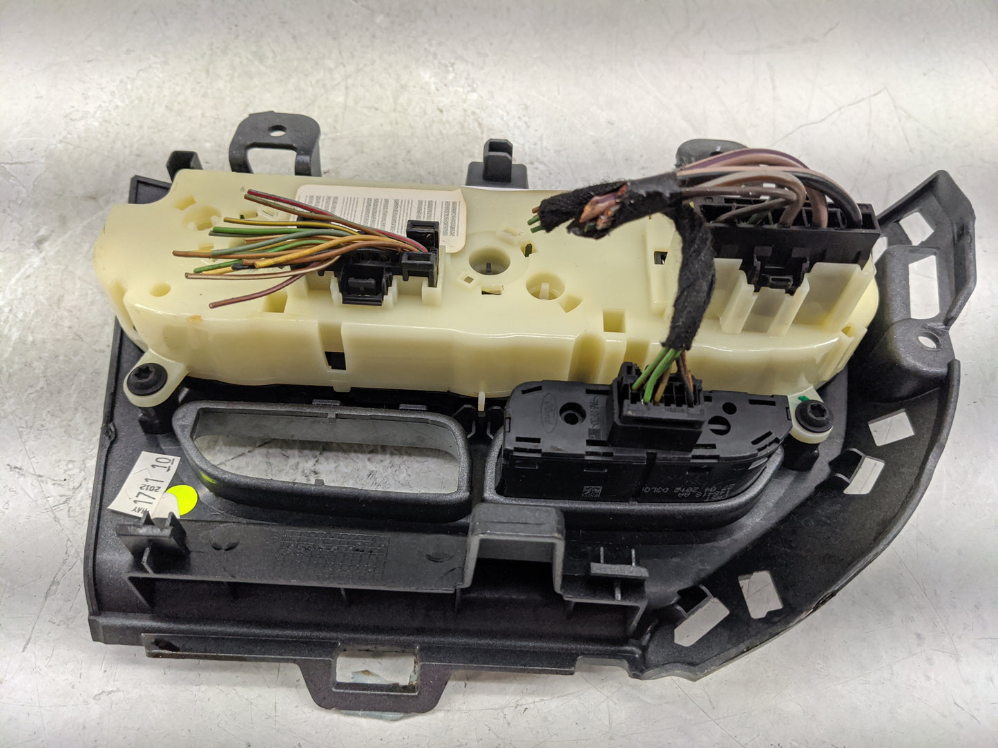 2012 Ford Focus Climate Control Module Temperature AC/Heater Replacement P/N:CM5T-14B418-AA Fits OEM Used Auto Parts - Oemus