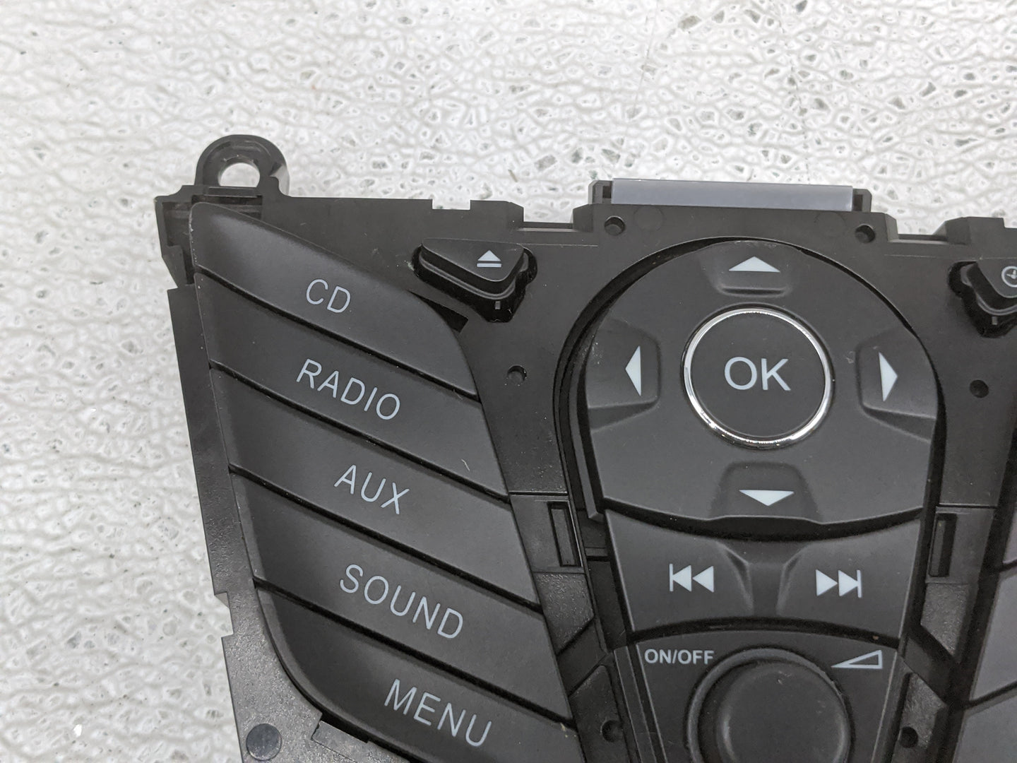 2012-2013 Ford Focus Radio Control Panel - Oemusedautoparts1.com