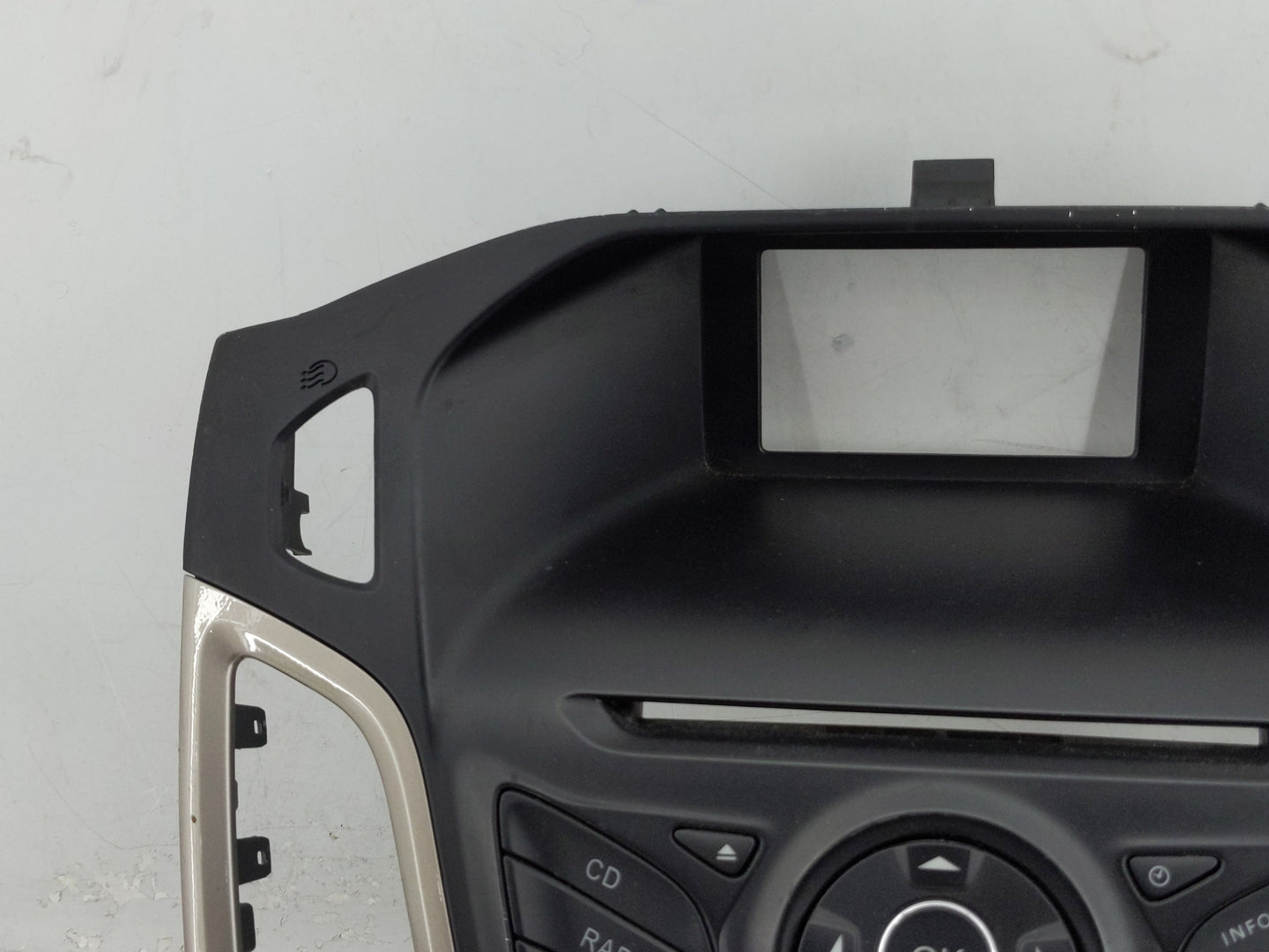 2012-2013 Ford Focus Radio Control Panel - Oemusedautoparts1.com