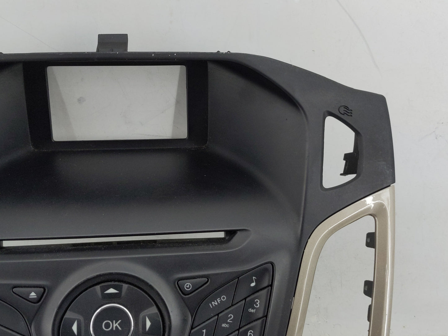2012-2013 Ford Focus Radio Control Panel - Oemusedautoparts1.com