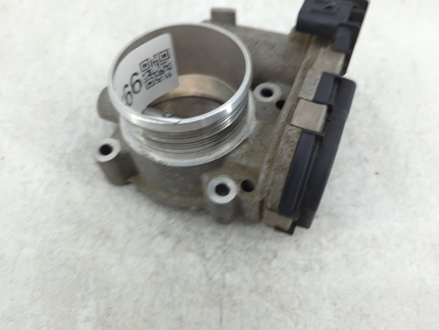 2012-2013 Ford Focus Throttle Body P/N:0280750585 CM5E-9F991-AD Fits Fits 2012 2013 2014 2015 2016 2017 OEM Used Auto Parts 