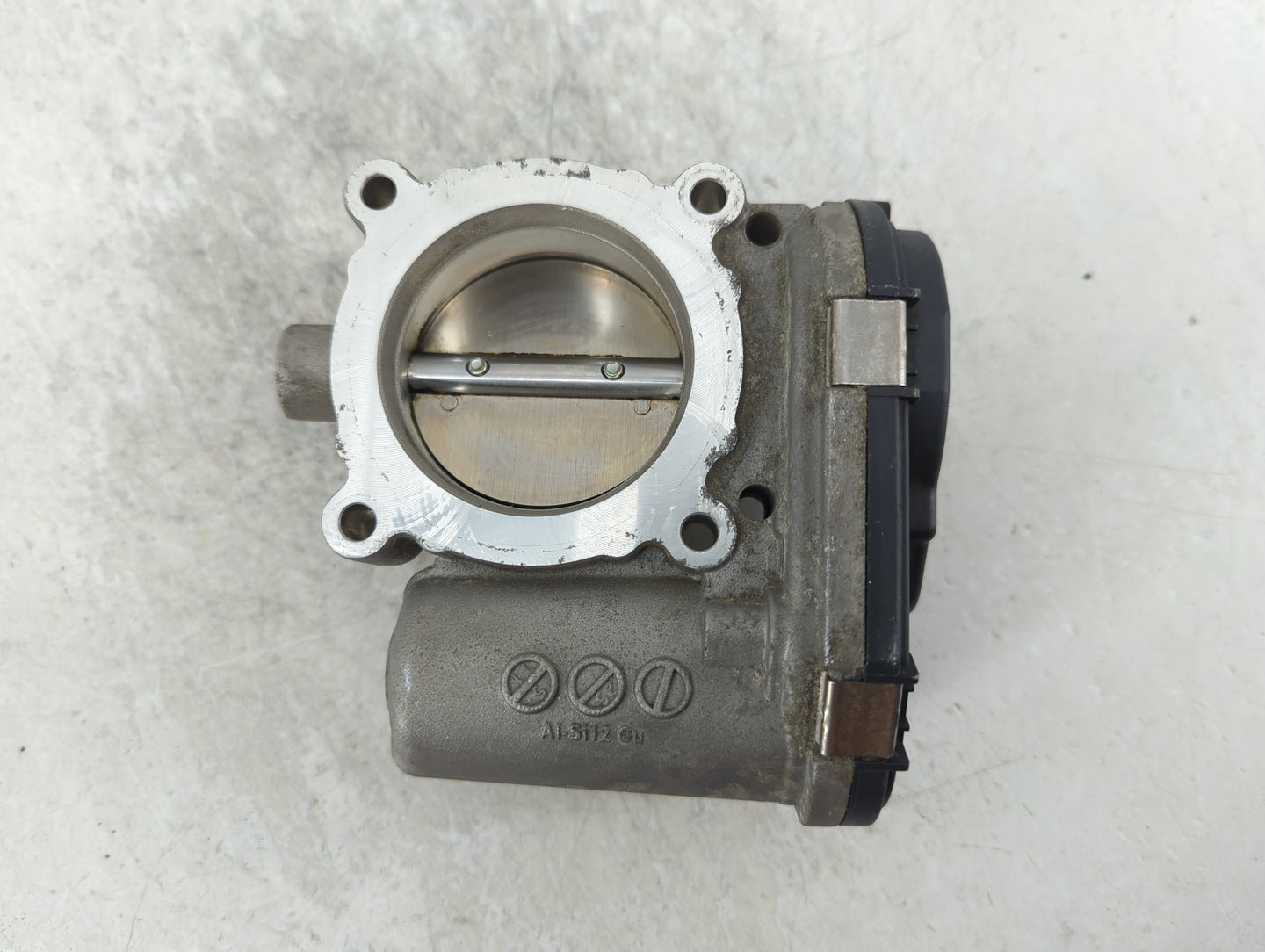 2012-2013 Ford Focus Throttle Body P/N:0280750585 CM5E-9F991-AD Fits Fits 2012 2013 2014 2015 2016 2017 OEM Used Auto Parts 