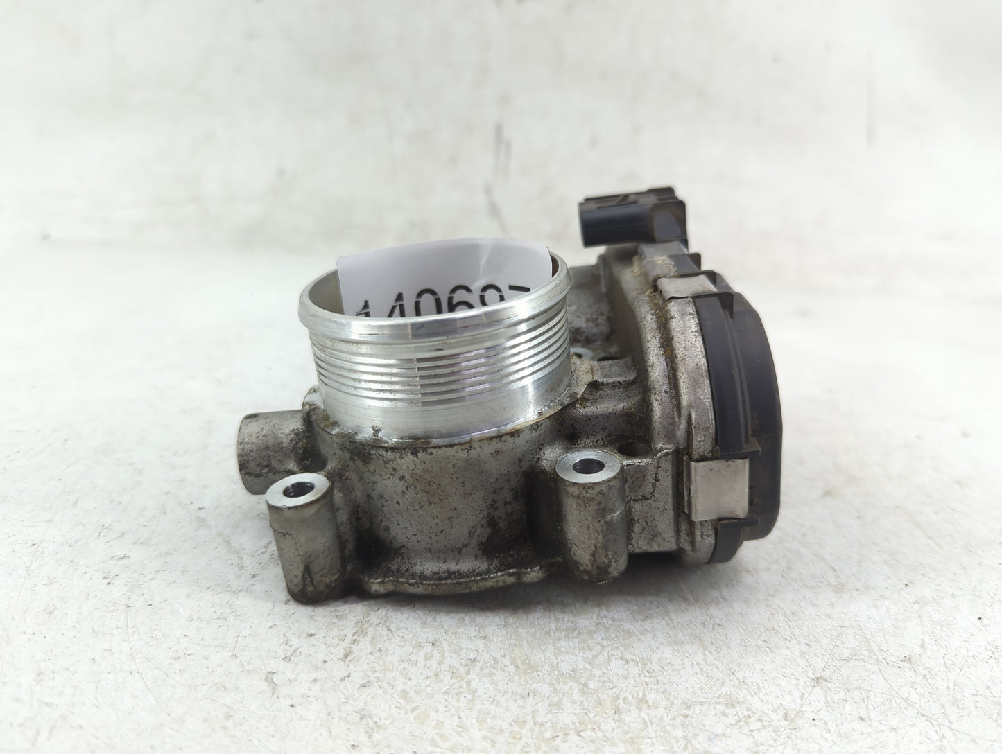 2012-2013 Ford Focus Throttle Body P/N:0280750586 Fits Fits 2012 2013 2014 2015 2016 2017 OEM Used Auto Parts - Oemusedautop