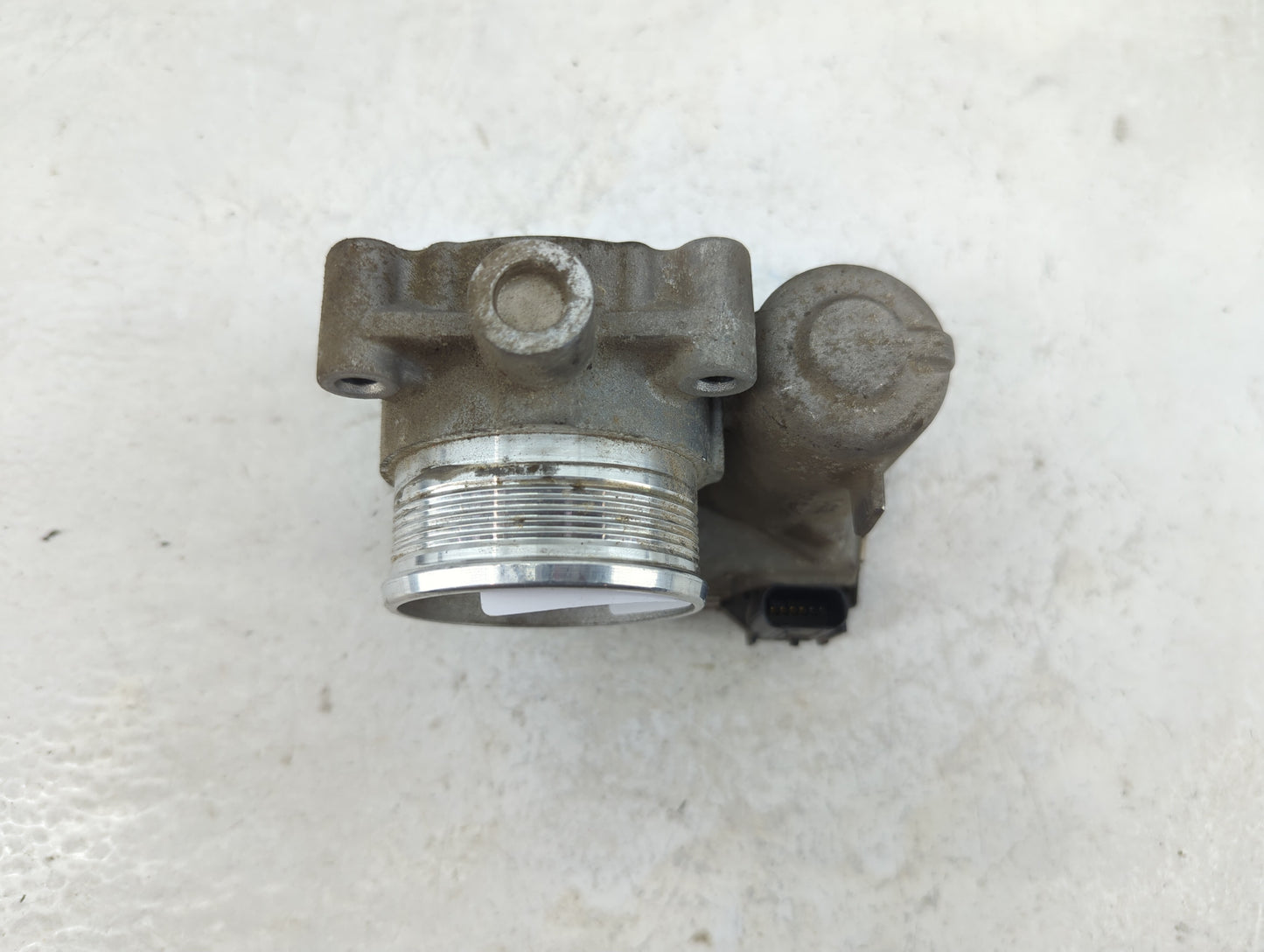 2012-2013 Ford Focus Throttle Body P/N:CM5E 9F991AD Fits Fits 2012 2013 2014 2015 2016 2017 OEM Used Auto Parts - Oemusedaut
