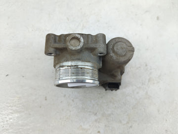 2012-2013 Ford Focus Throttle Body P/N:CM5E 9F991AD Fits Fits 2012 2013 2014 2015 2016 2017 OEM Used Auto Parts