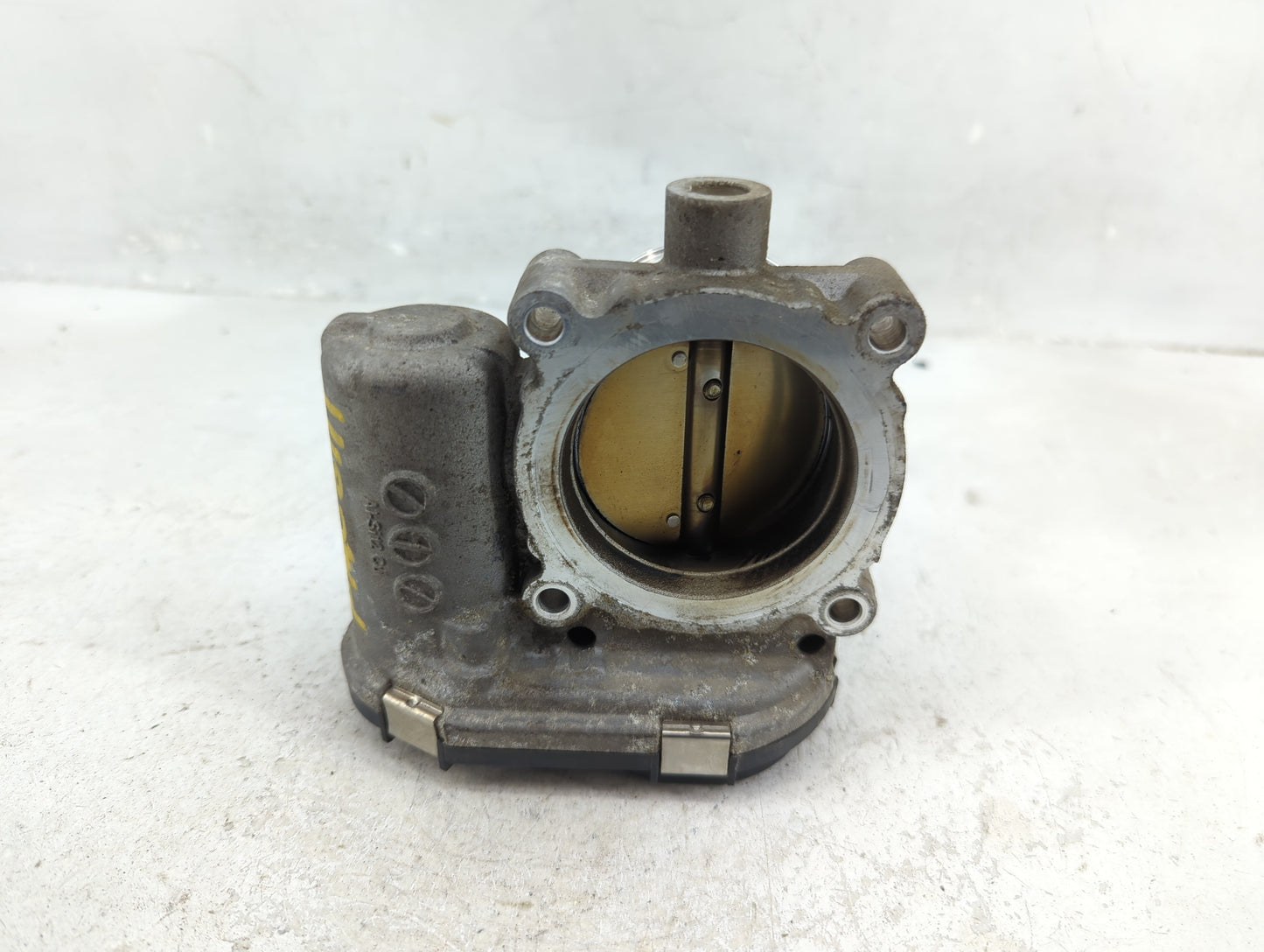 2012-2013 Ford Focus Throttle Body P/N:CM5E 9F991AD Fits Fits 2012 2013 2014 2015 2016 2017 OEM Used Auto Parts - Oemusedaut
