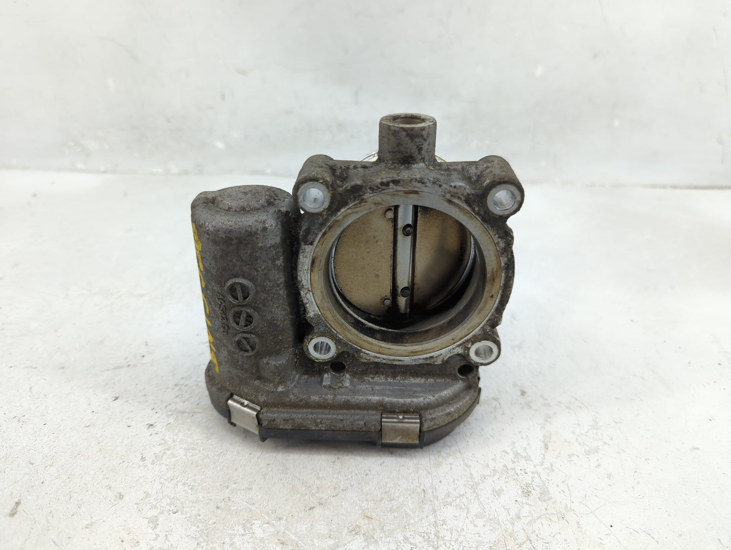 2012-2013 Ford Focus Throttle Body P/N:0280750586 Fits Fits 2012 2013 2014 2015 2016 2017 OEM Used Auto Parts - Oemusedautop