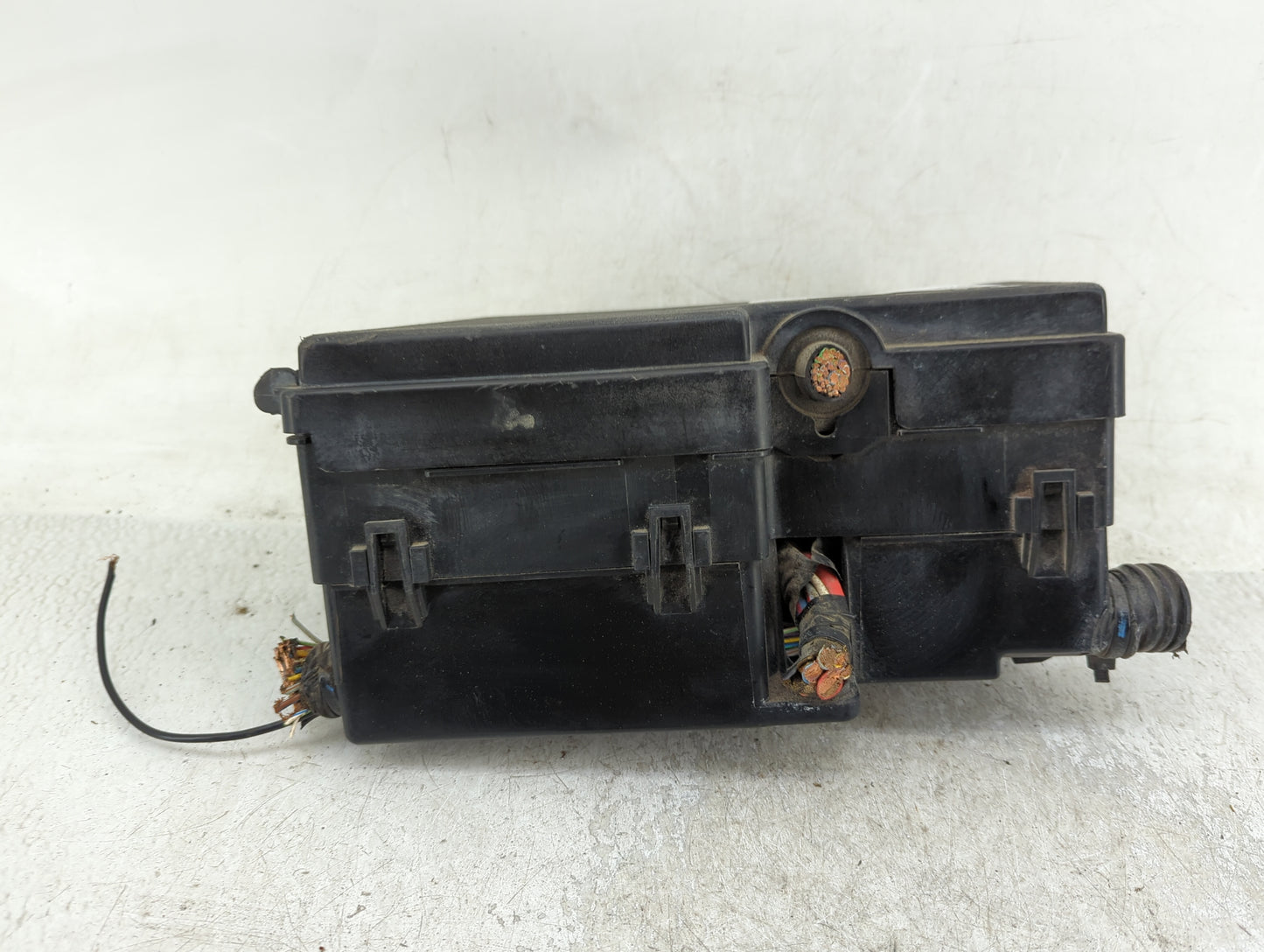 2012-2014 Ford Focus Fusebox Fuse Box Panel Relay Module P/N:AV6T-14A067-AB AV6T-14A142-AB Fits Fits 2012 2013 2014 OEM Used