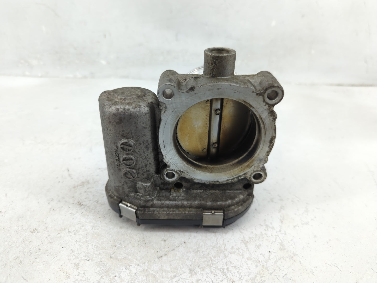 2012-2013 Ford Focus Throttle Body P/N:0 280 750 585 Fits Fits 2012 2013 2014 2015 2016 2017 OEM Used Auto Parts - Oemusedau