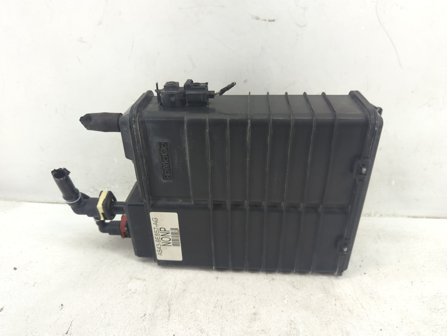 2012 Ford Focus Fuel Vapor Charcoal Canister 1410602 - Oemusedautoparts1.com