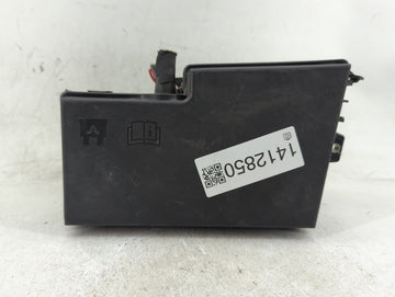 2012-2014 Ford Focus Fusebox Fuse Box Panel Relay Module P/N:21090000001 Fits Fits 2012 2013 2014 OEM Used Auto Parts - Oemu