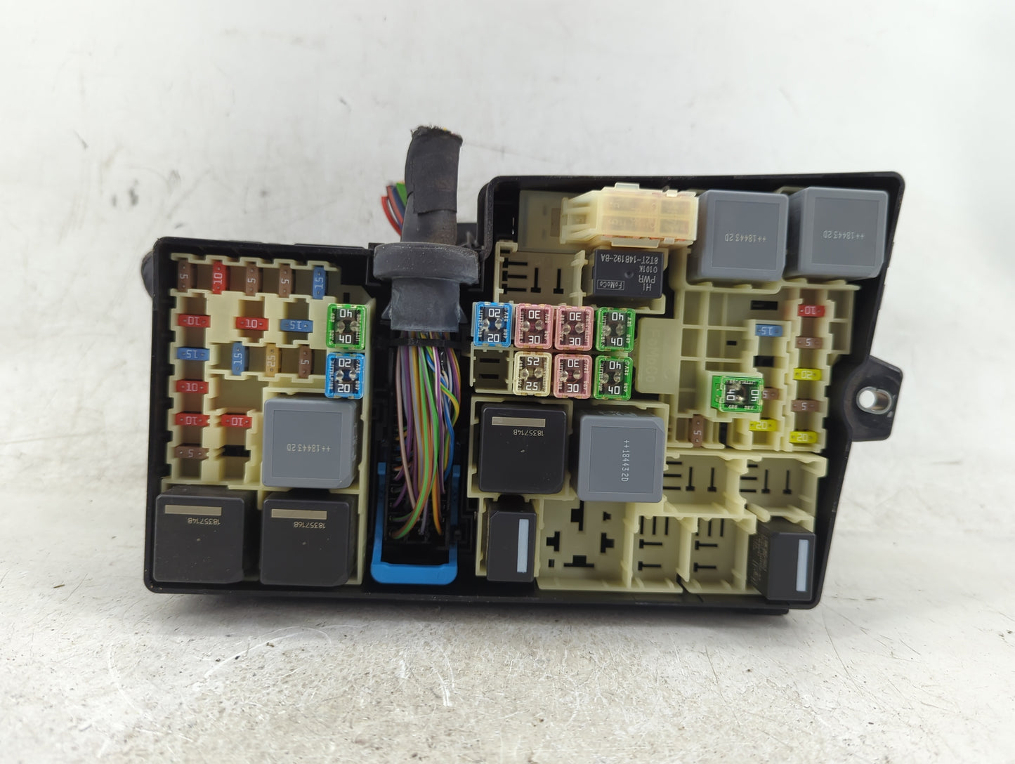 2012-2014 Ford Focus Fusebox Fuse Box Panel Relay Module P/N:21090000001 Fits Fits 2012 2013 2014 OEM Used Auto Parts - Oemu
