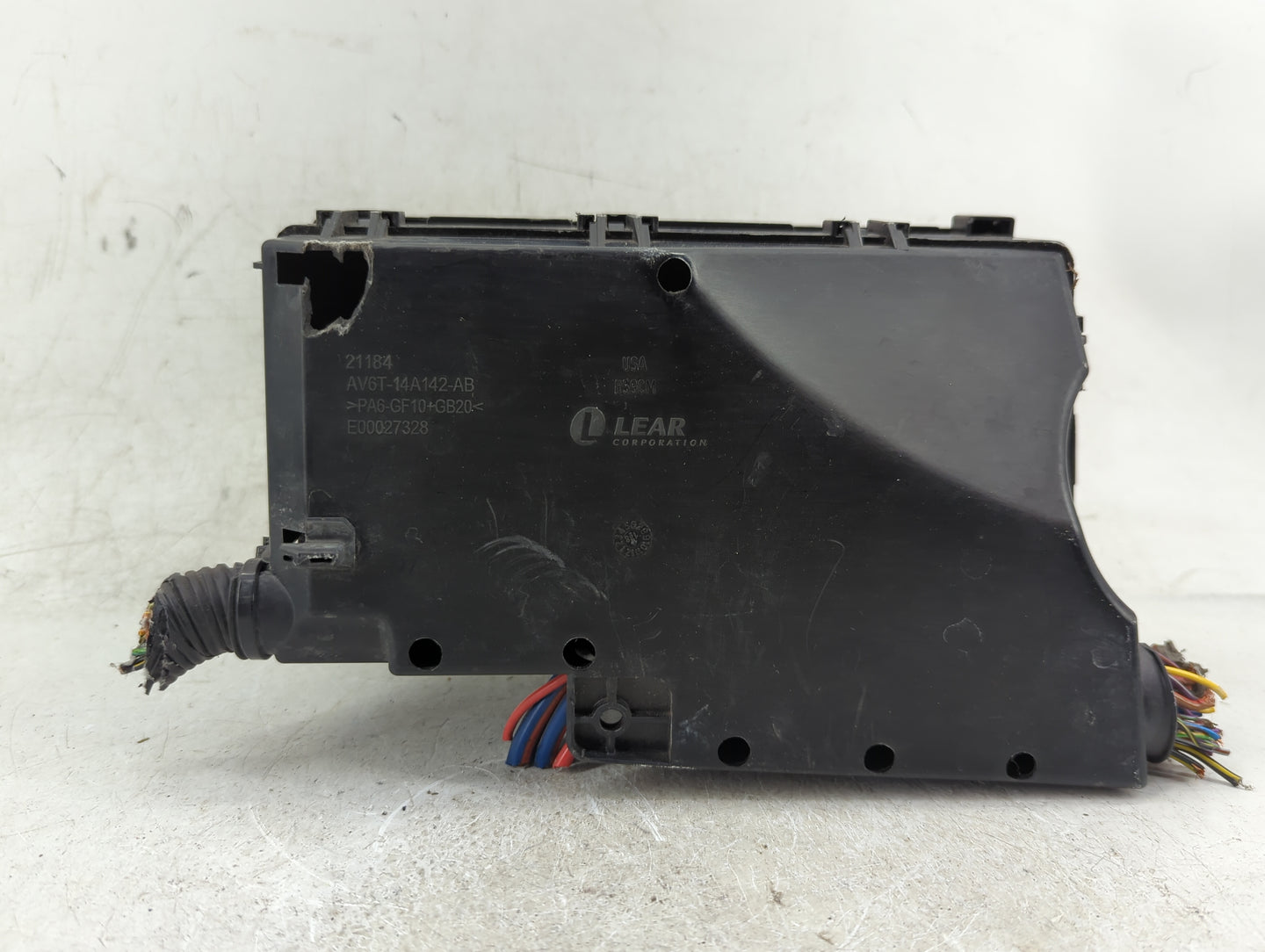 2012-2014 Ford Focus Fusebox Fuse Box Panel Relay Module P/N:21090000001 Fits Fits 2012 2013 2014 OEM Used Auto Parts - Oemu