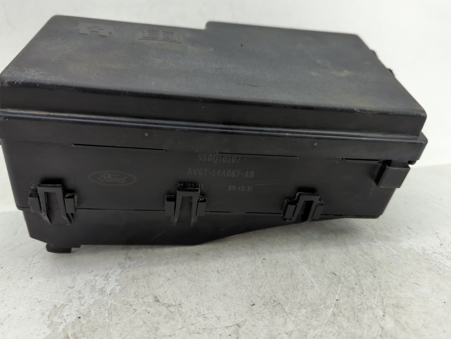 2012-2014 Ford Focus Fusebox Fuse Box Panel Relay Module P/N:5B0Q10107 AV6T-14A067-AB Fits Fits 2012 2013 2014 OEM Used Auto