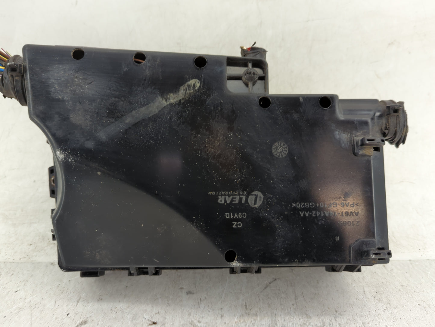 2012-2014 Ford Focus Fusebox Fuse Box Panel Relay Module P/N:AV6T-14A142-AA Fits Fits 2012 2013 2014 OEM Used Auto Parts - O
