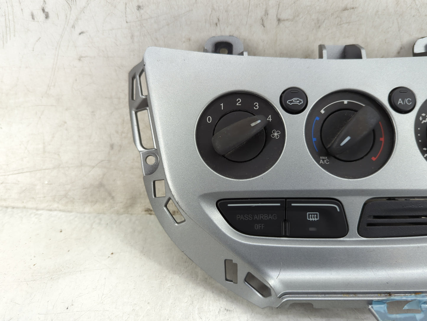 2012 Ford Focus Climate Control Module Temperature AC/Heater Replacement P/N:CM5T-19980-AD Fits OEM Used Auto Parts - Oemuse