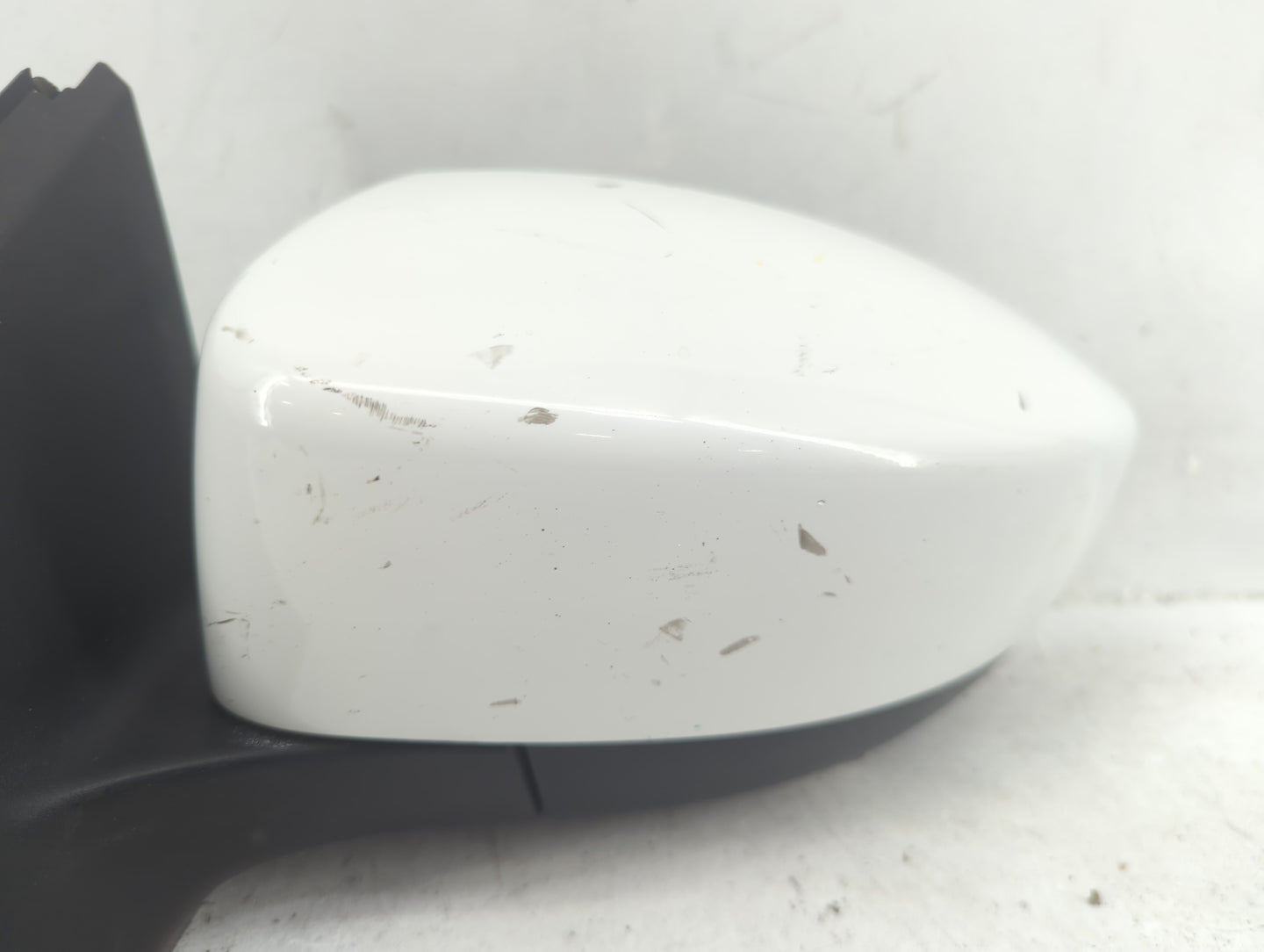 2012-2014 Ford Focus Driver Side View Mirror - Left Door Mirror OEM Used - Oemusedautoparts1.com