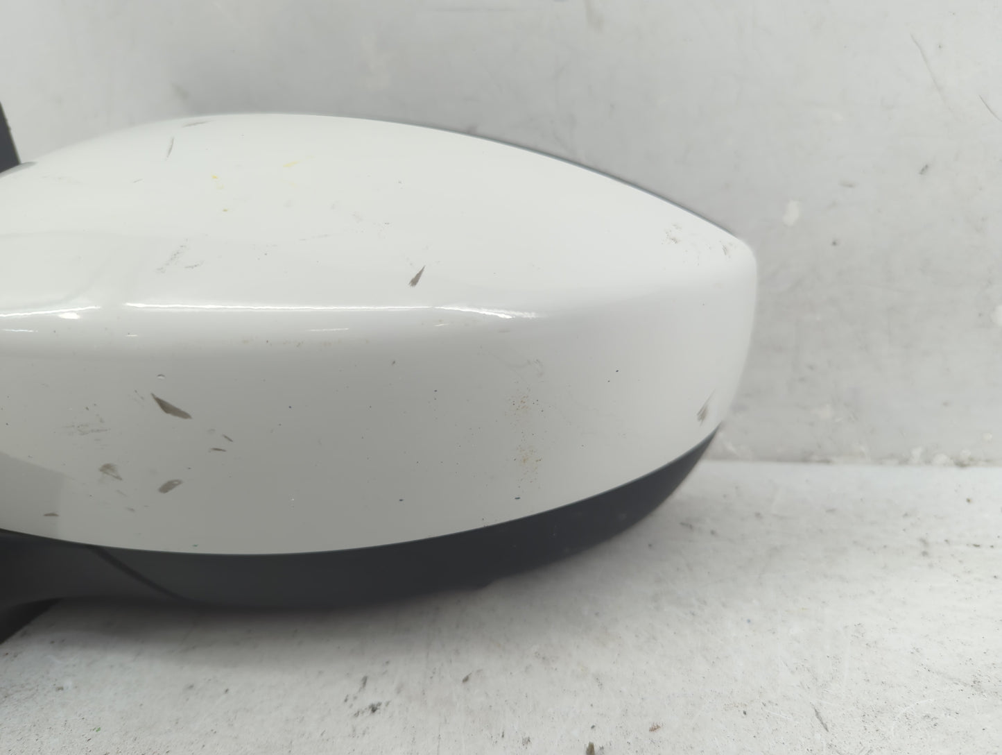 2012-2014 Ford Focus Driver Side View Mirror - Left Door Mirror OEM Used - Oemusedautoparts1.com