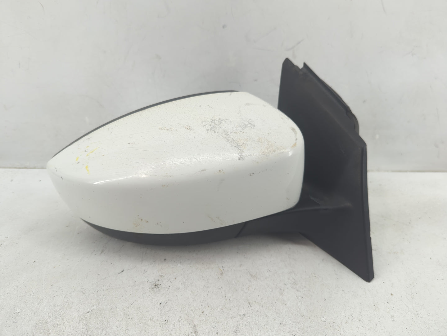 2012-2014 Ford Focus Passenger Side View Mirror - Right Door Mirror OEM Used - Oemusedautoparts1.com
